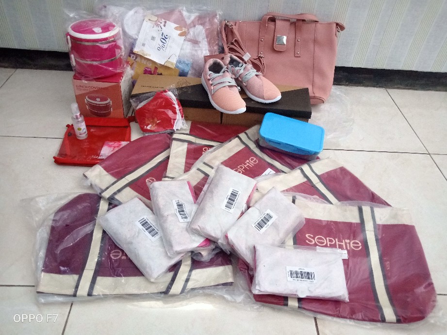 Masker Merdeka Sophie Paris