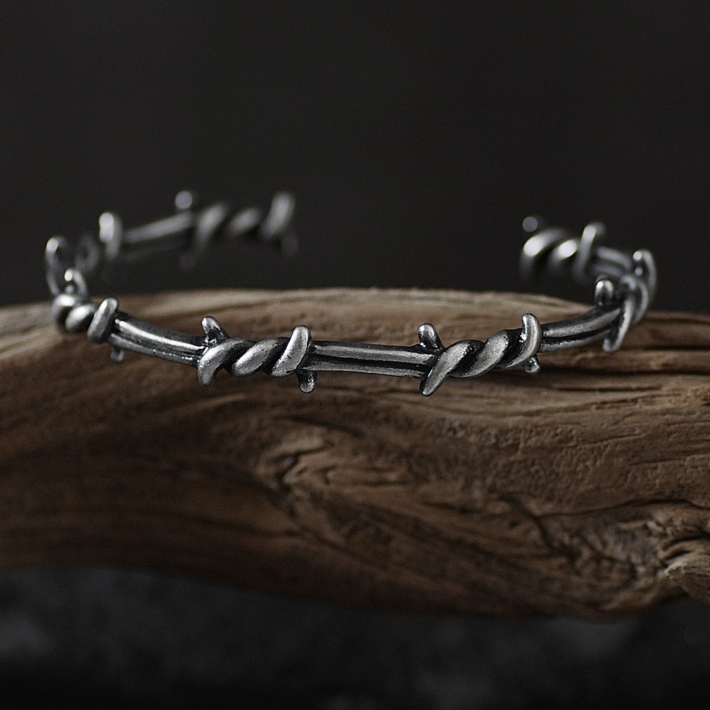 Gelang Model Terbuka Bahan Titanium Steel Desain Duri Gaya Viking Untuk Pria