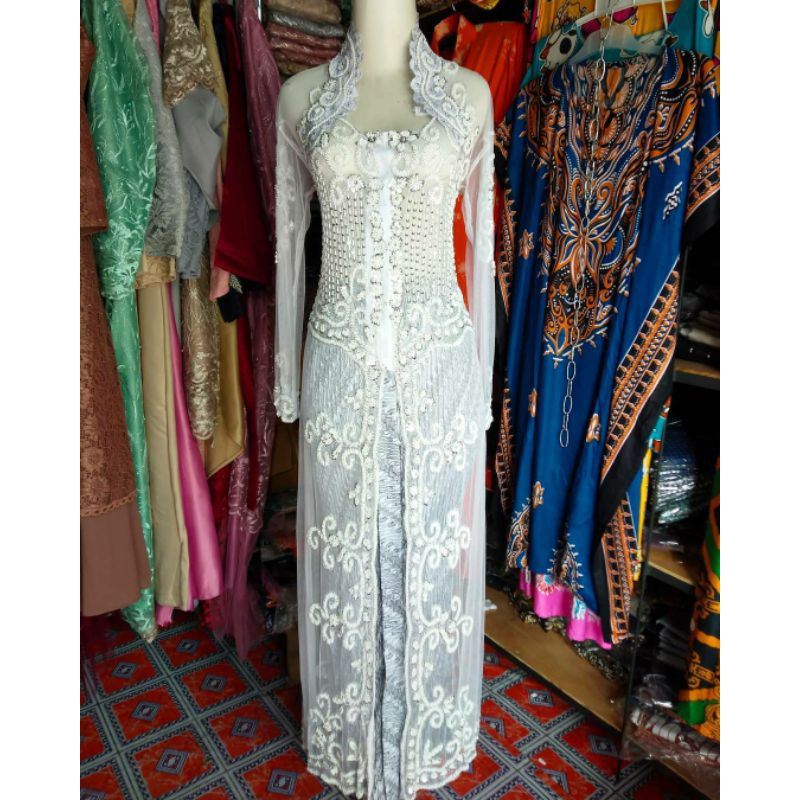 kebaya akad nikahan Payet putih mewah