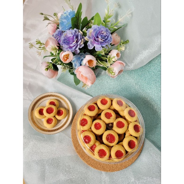 

Strawberry Thumbprint