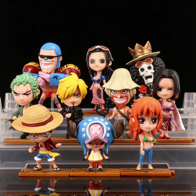 10pcs / set Mainan Action Figure Anime One Piece luffy Nami Bahan PVC Untuk Hadiah Ulang Tahun Anak