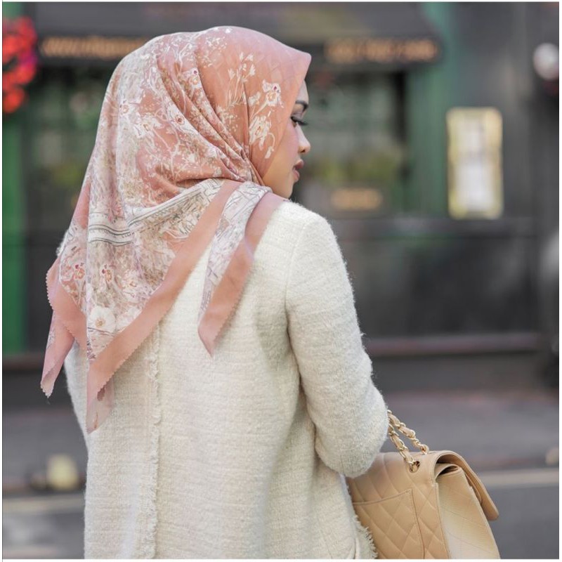 SALE Buttonscarves British Brick