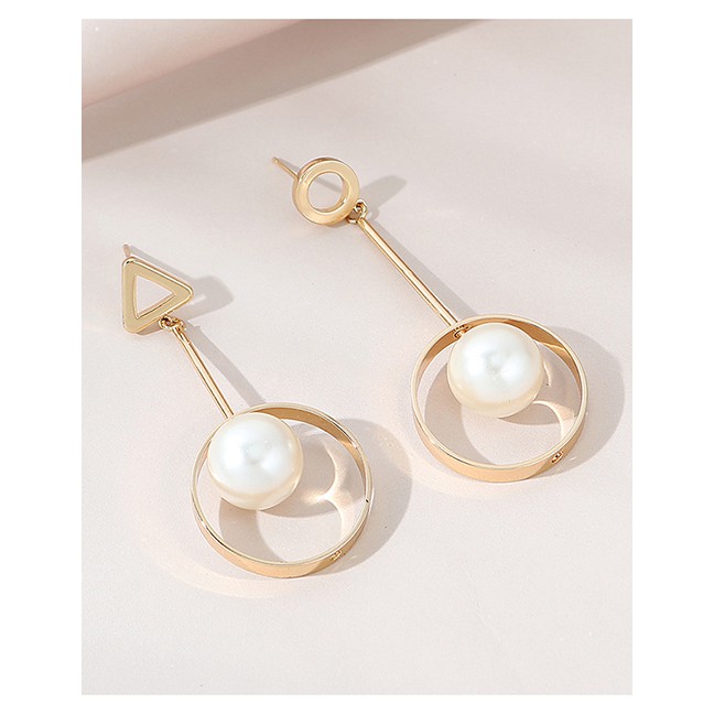 LRC Anting Tusuk Fashion Gold Color Pearl Triangle Round Five-pointed Star Alloy Stud Earrings Y6482