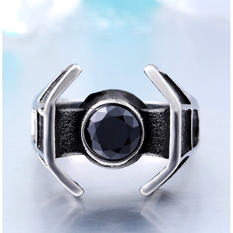 SEUSUK  Cincin Fashion Desain Star Wars Darth Vader untuk Wanita