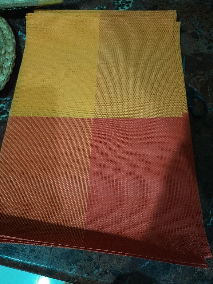 Tatakan Piring Gelas Di Meja Makan Pvc Tahan Panas Anti Slip - Dekorasi Meja F227