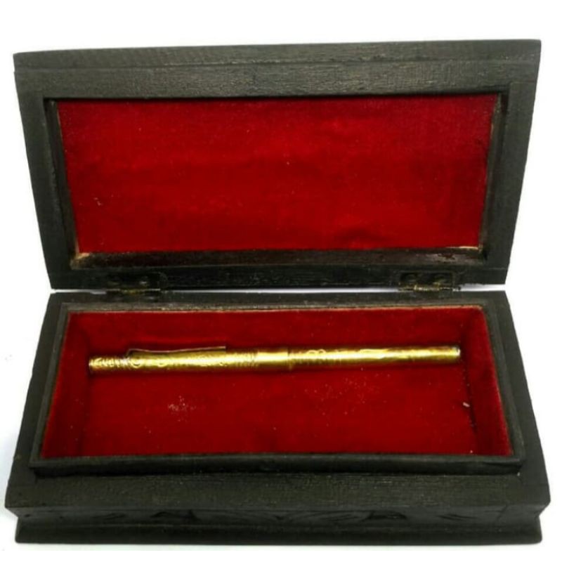 

Koleksi Antik Bolpen Bolpoin Pulpen isi keris Kotak Kayu Ukir