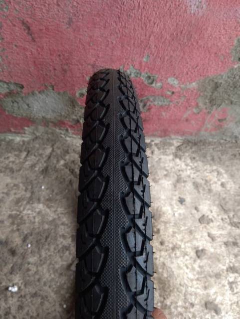 BAN LUAR SEPEDA 18 X 2.125 SWALLOW DELI TIRE