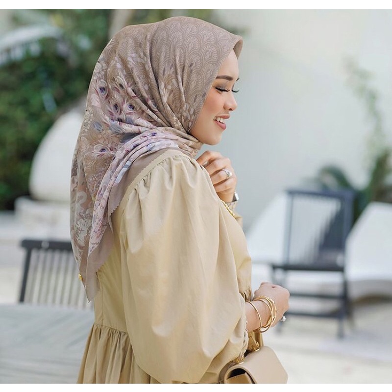 EDERRA MOJAVE BUTTONSCARVES