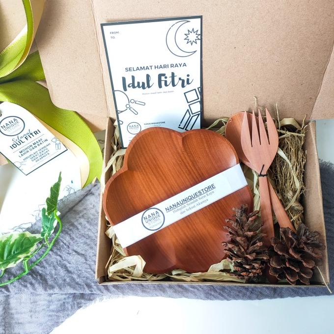 

HAMPERS LEBARAN PARCEL LEBARAN PARSEL IDUL FITRI NATAL KADO NIKAHAN FC