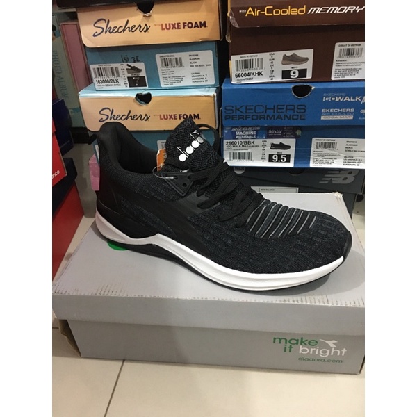 diadora allesia black. sepatu diadora men