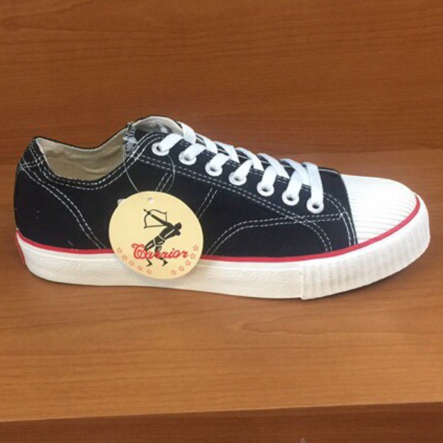 sepatu warrior classic Lc hitam/putih