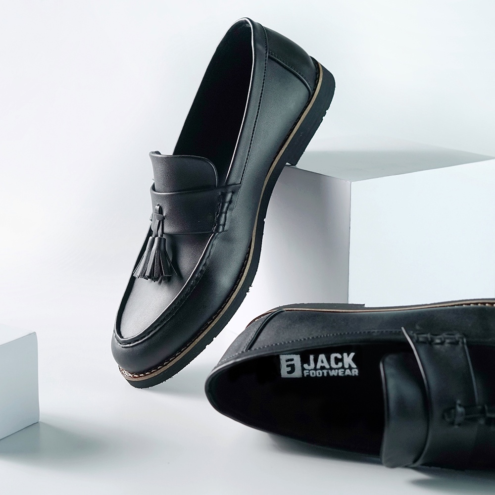 HAGEN BLACK |ManNeedMe x Jack| Sepatu Loafers Pria Formal Slip On ORIGINAL