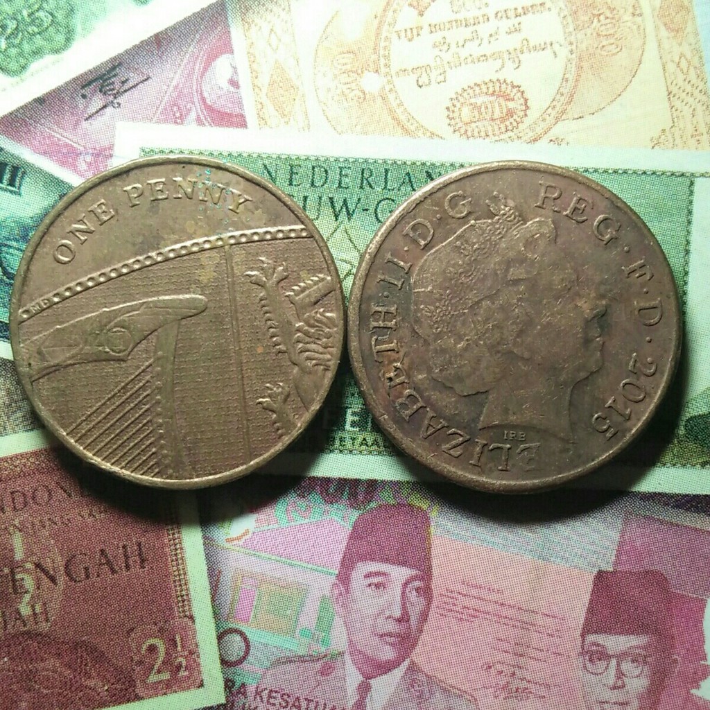 KM 183 - Koin One 1 Peny Elizabeth 2 Tahun 2015