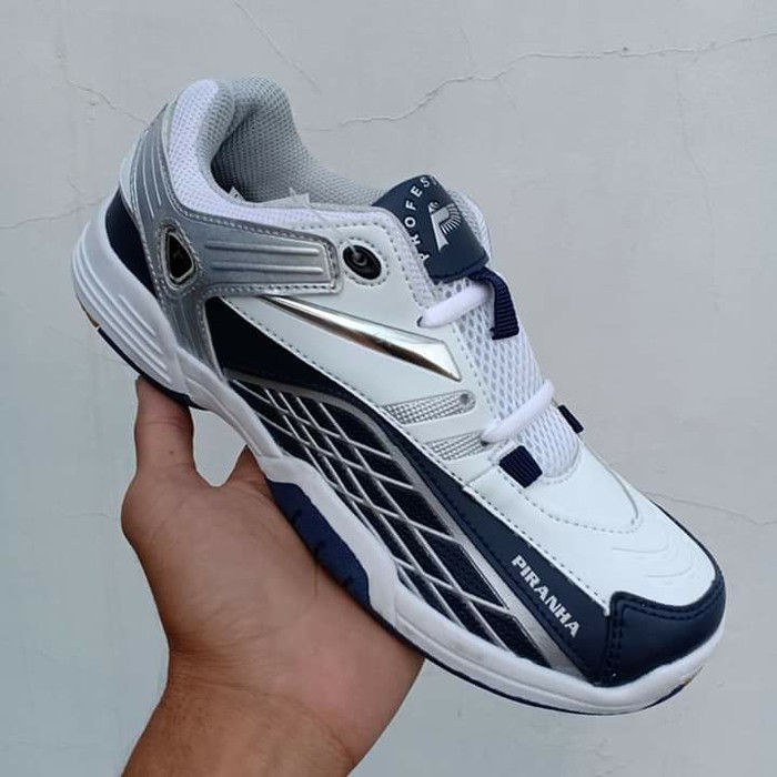 SEPATU BADMINTON PROFESIONAL PIRANHA