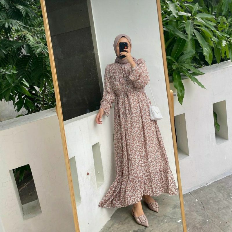 GWEN RUFFLE DRESS by Outfix / Gamis Busui Kancing Depan / Dress Muslim Wanita Motif Bunga / Gamis Ce