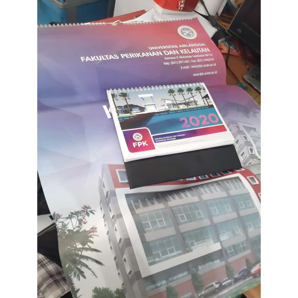 

Kalender dinding 2021 custom murah