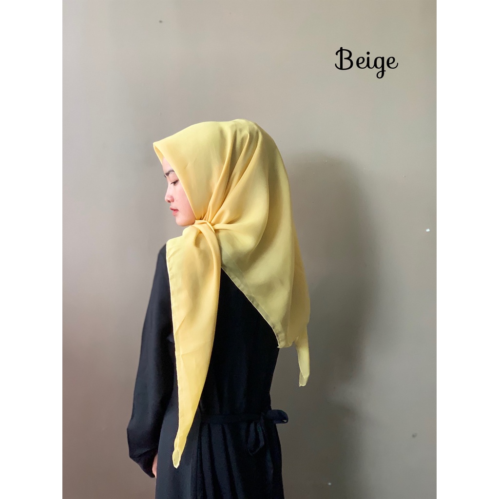 Daily hijab Bella square 115x115 | bela kerudung | potton |  jilbab hijab segi empat | double hycon bella hycoon-Bella beige