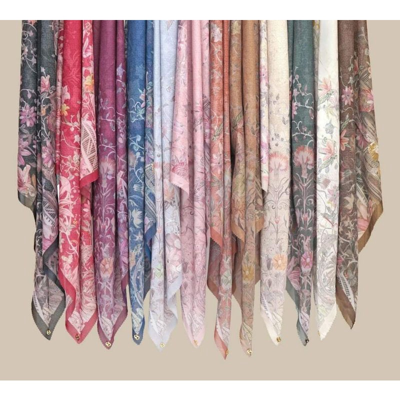 buttonscarves dubai