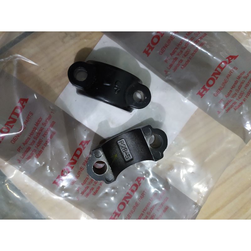 Klem stang Master rem kopling Honda CB 150 CBR 150 TIGER MEGAPRO SCOPY BEAT VARIO PCX ADV VERZA Ori 