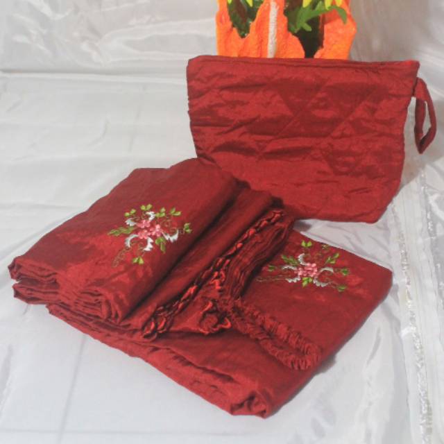 Mukenah Travelling Parasut Tebal Jumbo Hiasan Bordir Berkualitas