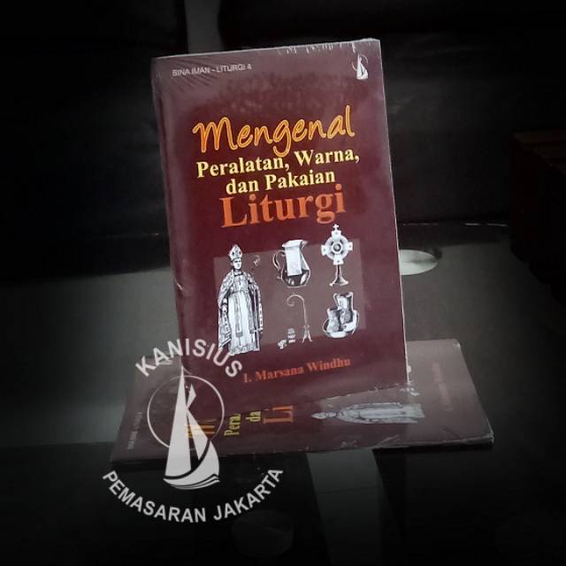 Jual Mengenal Tahun Liturgi Peralatan Lambang Dalam Gereja Katolik ...