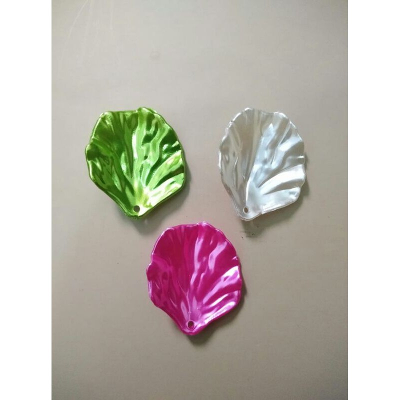 mute akrilik kerang mutiara