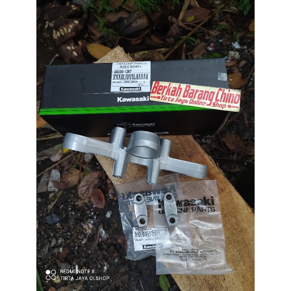 T segitiga atas sok depan klem stang kawasaki ninja r original baru
