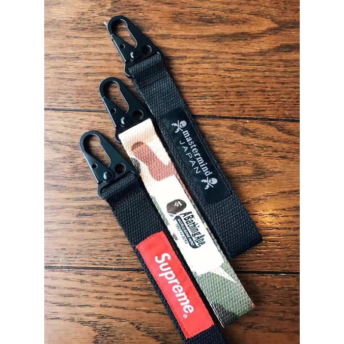 SUPREME BAPE BATHING APE GANTUNGAN KUNCI MOBIL KEYCHAIN HYPE LANYARD TERMURAH