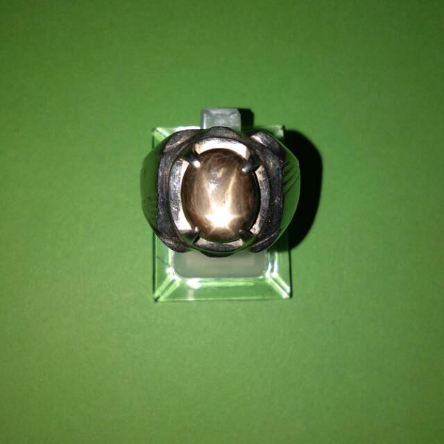 Cincin batu akik black saphire star