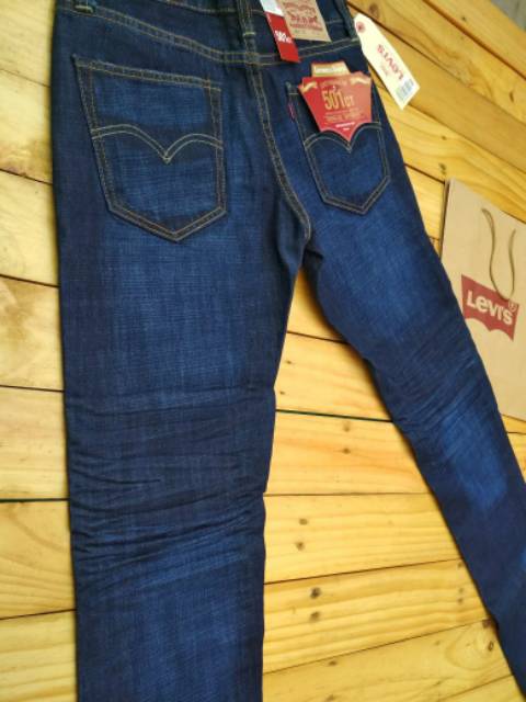 cela jeans pnjang pria levis 501 standar reguler fashion cowok original distro terbaru Celana jeans panjang standar levis original premiu terbaru