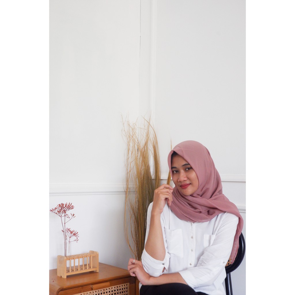 50 warna BELLA SQUARE JILBAB SEGI EMPAT POLLYCOTTON-bella dusty purple