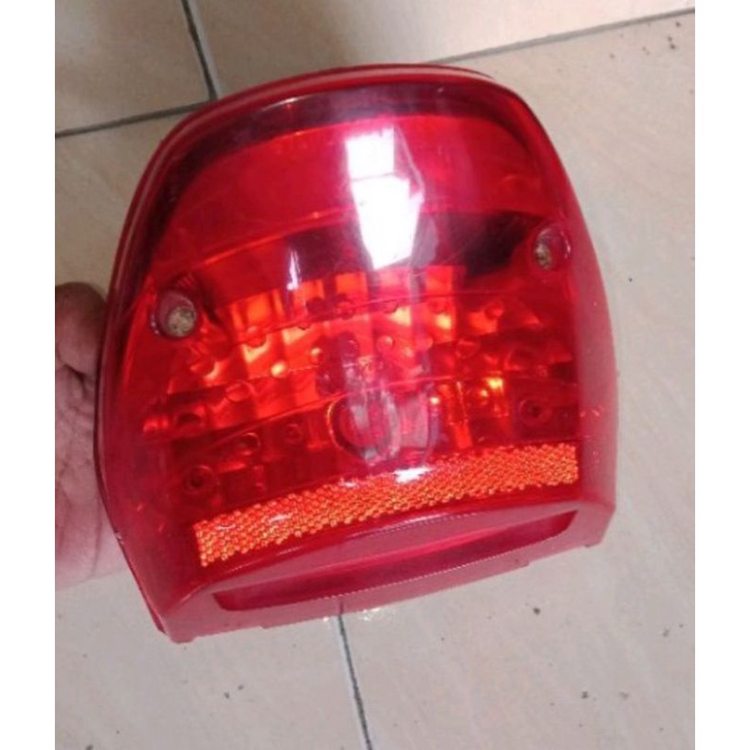 Stoplam Lampu Stopan Belakang Megapro Primus / Verza 150 Original Motor