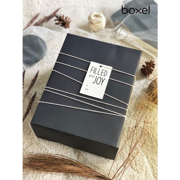 

Kotak Kado / Kotak Hadiah / Gift Box - Black Classic Basic 067