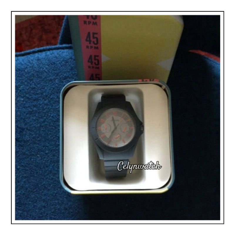 jam tangan pria fossil FS5221 strap rubber / karet grey original