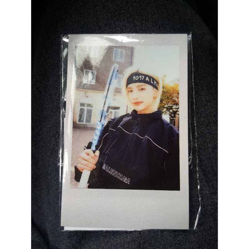 (booked)Pob polaroid beyond hyunjin
