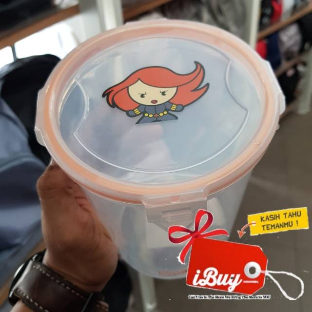 Miniso Cute Black Widow Marvel Toples Cookie Jar Tempat Kue 1600ml