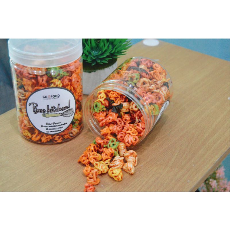 

krupuk kriwil daun jeruk