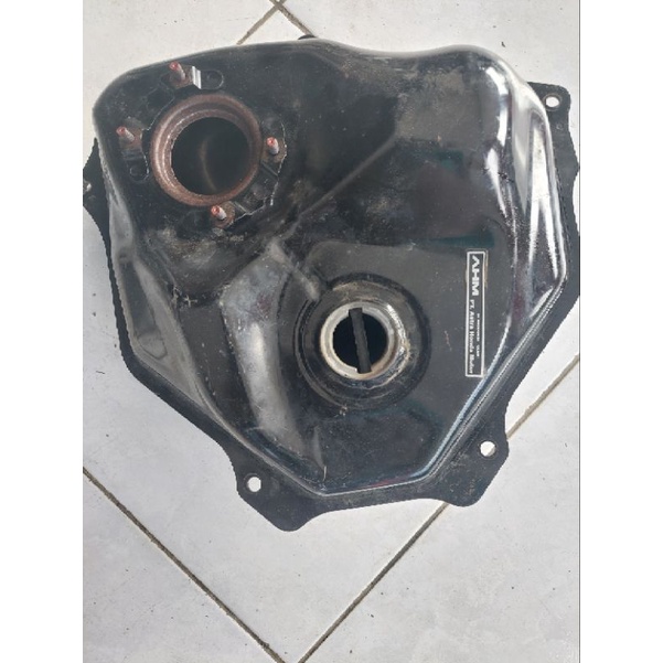 fuel tank honda vario 125 old kzr tangki bensin honda vario 125 lana kzr tangki bensin vario 125 kzr