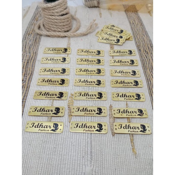 plat label baju,hijab logam Kuningan