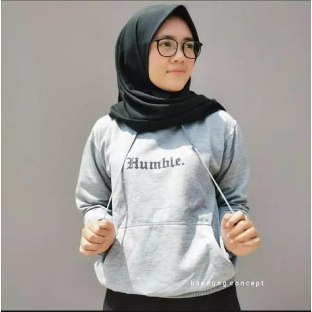 Sweater Hoodie Wanita Humble Size M dan XL-abu-abu