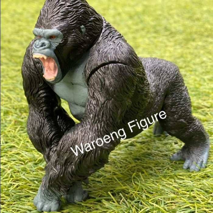 Gorilla Patriach Black Action Figure / Alpha Male Mountain Gorilla