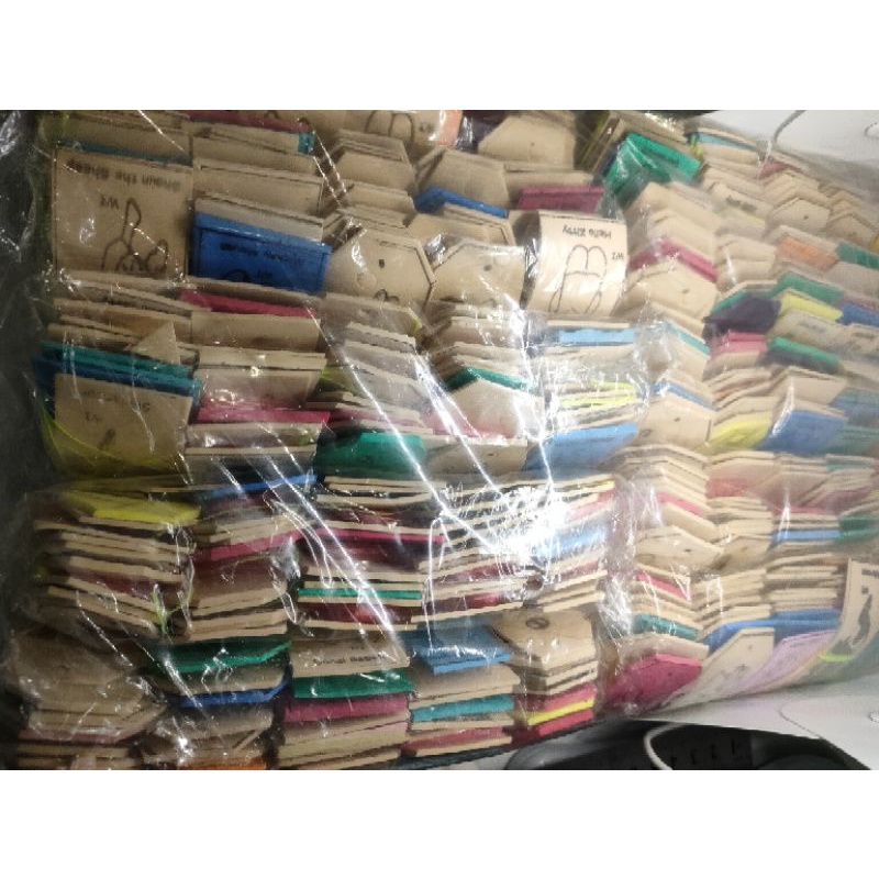 MAINAN PARASUITAN BESAR BUSA PLASTIK WARNA WARNI 1 BAL ISI 500 PCS