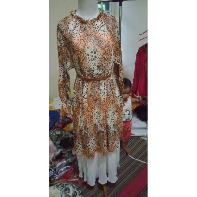 DRESS PLISKET IMPORT