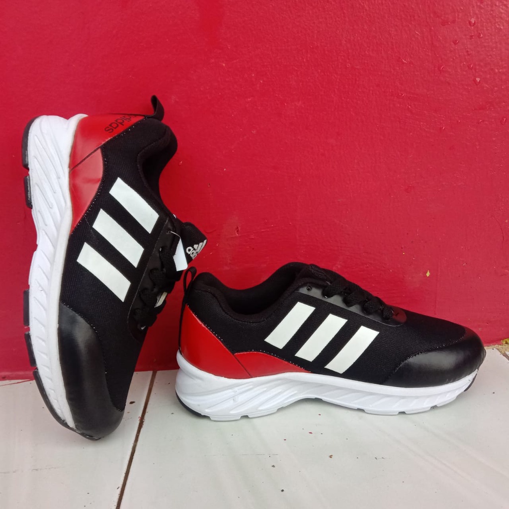 SEPATU SEKOLAH ANAK ADIDAS CLOUDFOAM HITAM TALI/ SEPATU KIDS SEKOLAH SD / SEPATU SPORT ANAK KEKINIAN