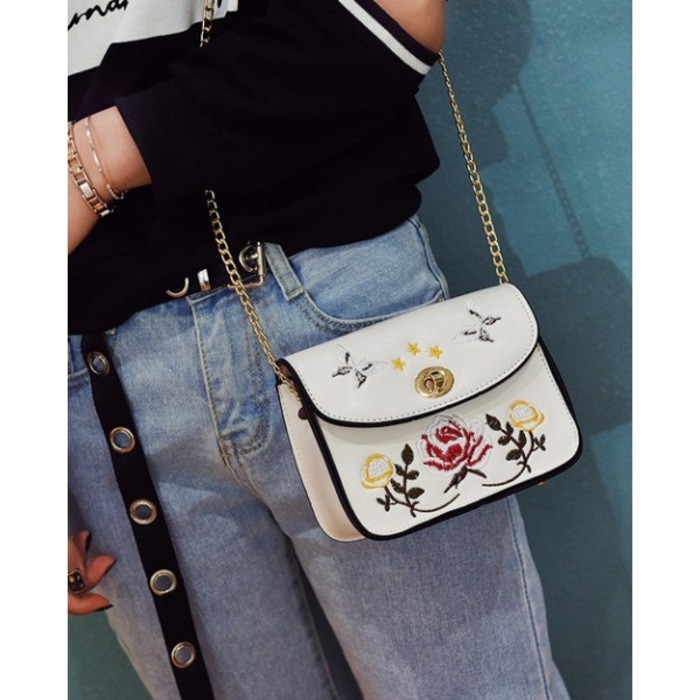 tas selempang putih motif daun kembang rantai emas selempang sling bags