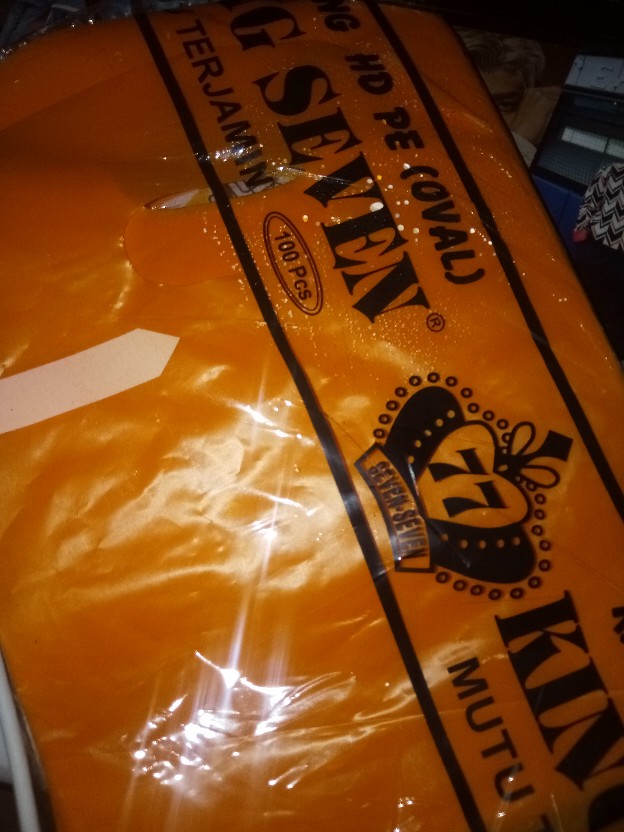 Plastik Hd Pond Oval Polos Ukuran 15x22 Isi 100 Lembar