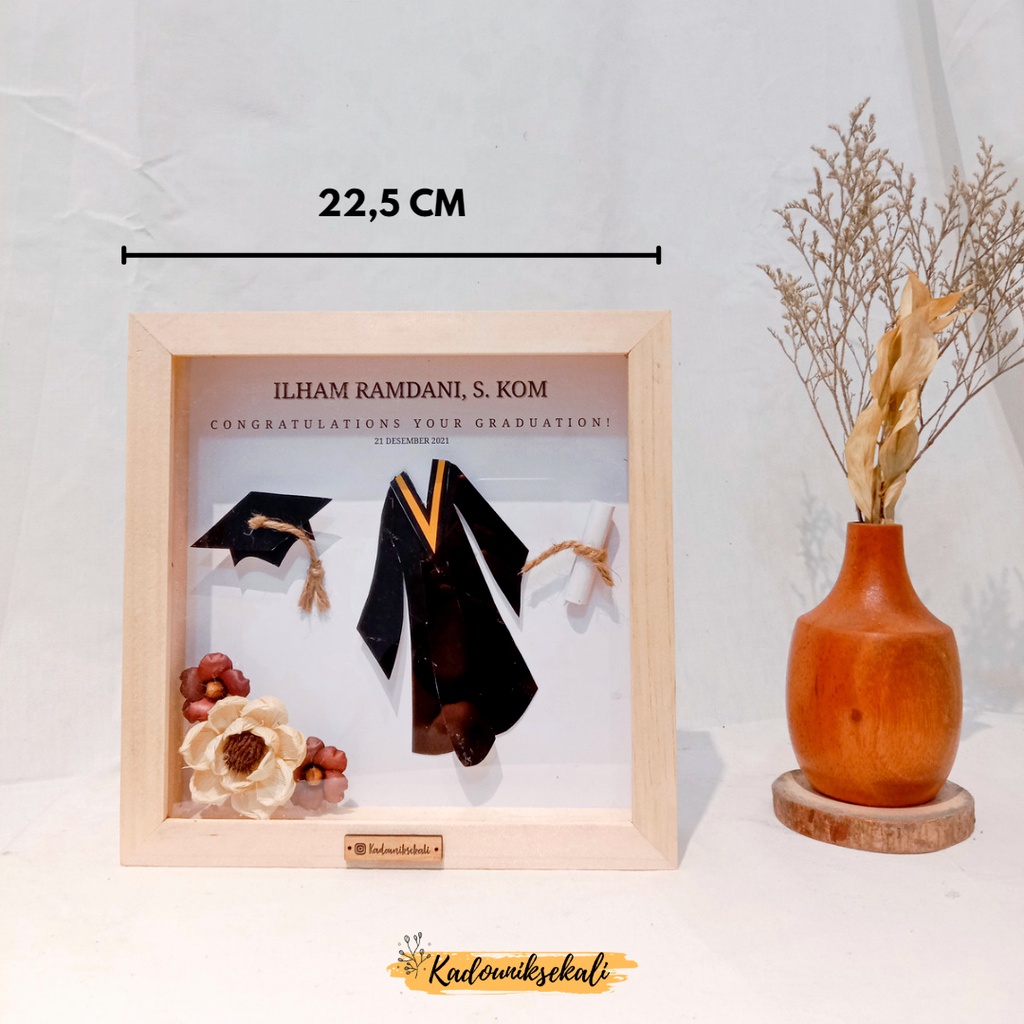 Gifbox Graduations Kadiunuksekali - Kado Wisuda Rustic