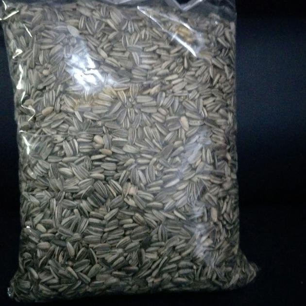 ✹ kuaci burung/kuaci pakan burung/kuaci 1kg ✳