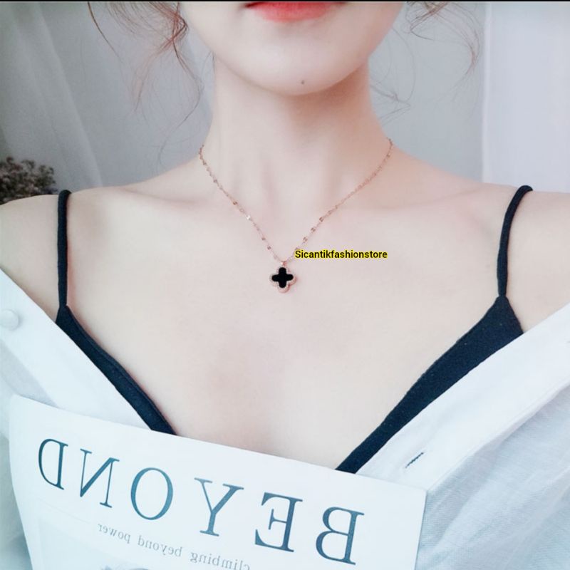 Kalung Titanium Wanita Korea Terlaris Anti Karat Selamanya Kalung Wanita Liontin Lvv/bunga Semanggi Kalung Titanium Gold Anti Karat Kata Maca