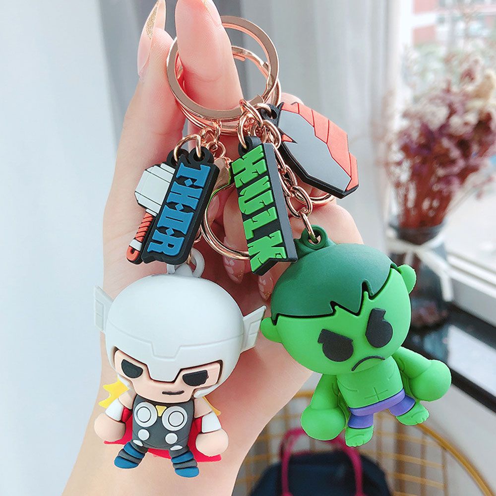 QUINTON Fashion Marvel's The Avengers Keychain Pendant Figurine Model Animation Peripheral Iron Man Captain America Creative Jewelry Gifts Marvel Legends Avengers Key Ring